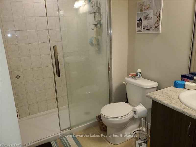 206 - 910 Wentworth St, Peterborough, K9J 8R7 | Image 2