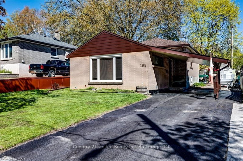 198 Shelbourne St, Peterborough, K9H 5K4 | Image 2