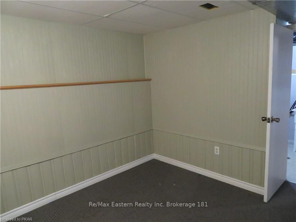 Listing Image 24