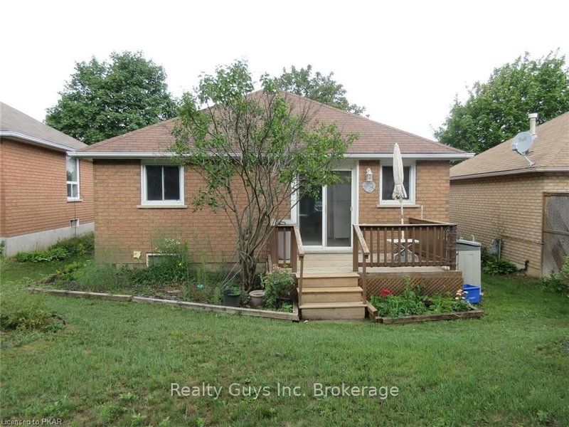 297 Towerhill Rd, Peterborough, K9H 7N1 | Image 3