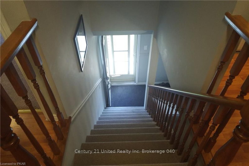 204 - 1110 Clonsilla Ave, Peterborough, K9J 5Y5 | Image 3