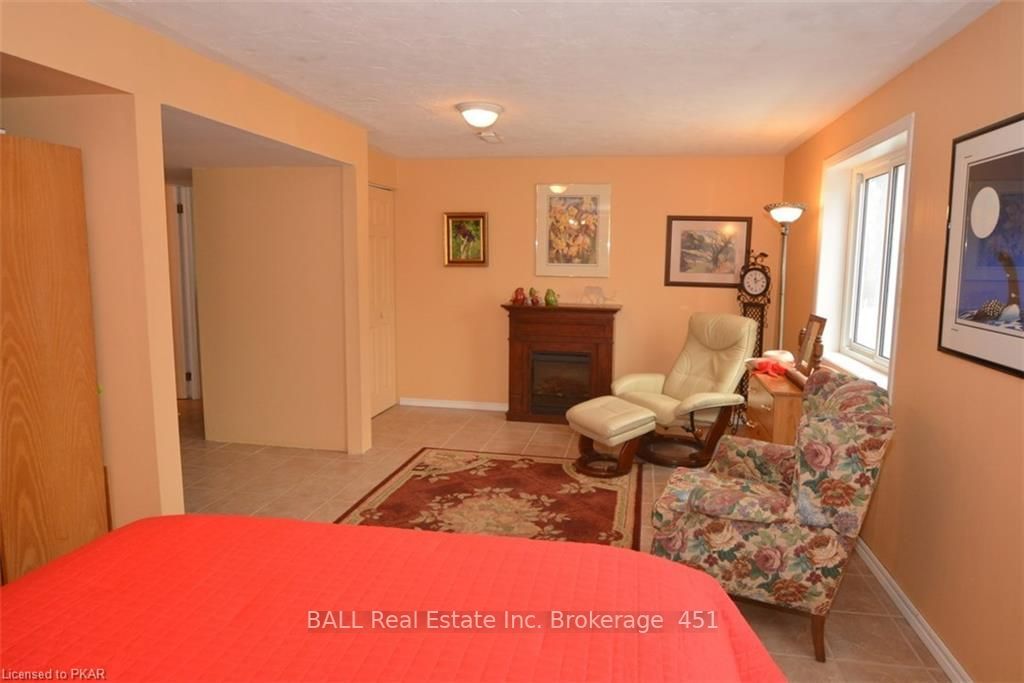 Listing Image 33
