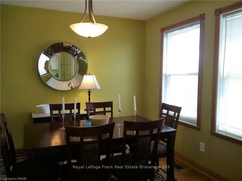 1539 Cherryhill Rd, Peterborough, K9K 1A7 | Image 3