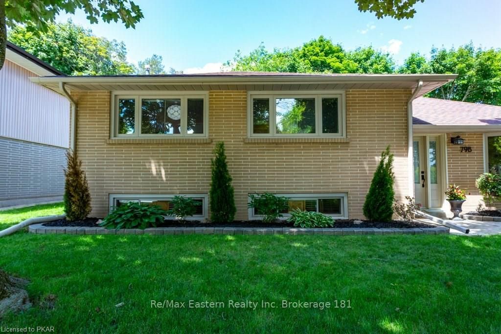 Listing Image 3