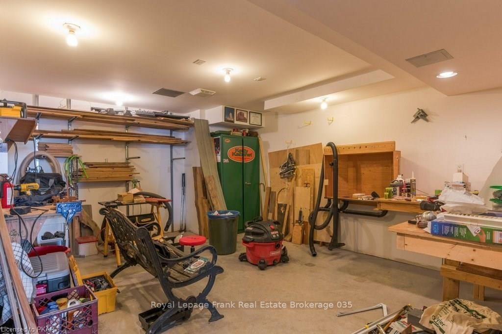 Listing Image 40
