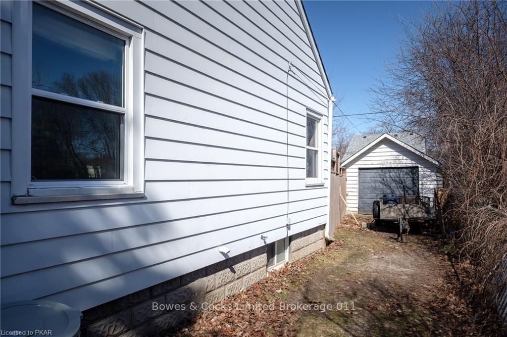 Listing Image 24