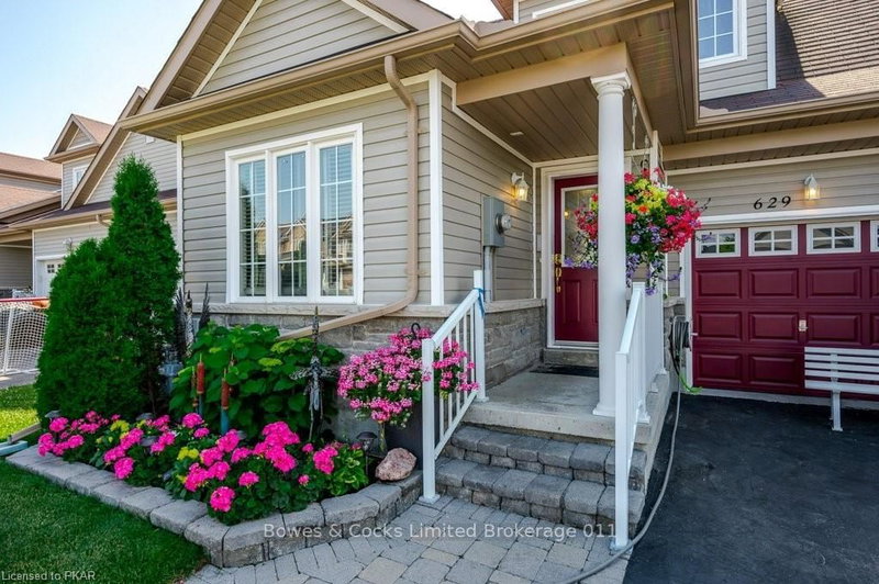 629 Tully Cres, Peterborough, K9K 0B1 | Image 3