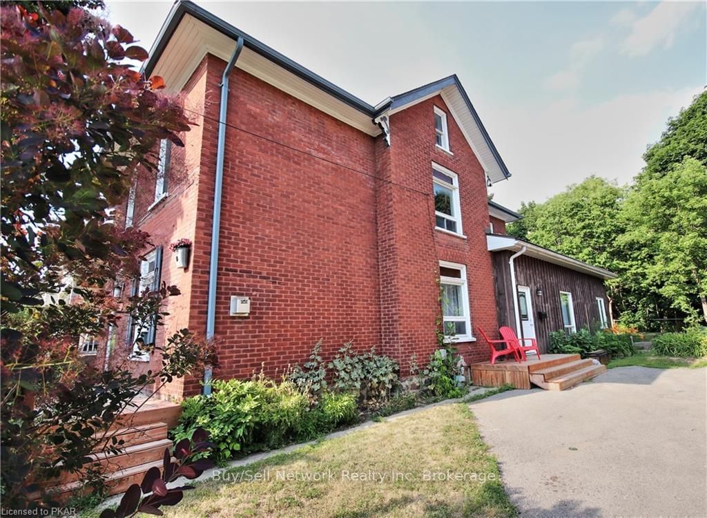 Listing Image 3