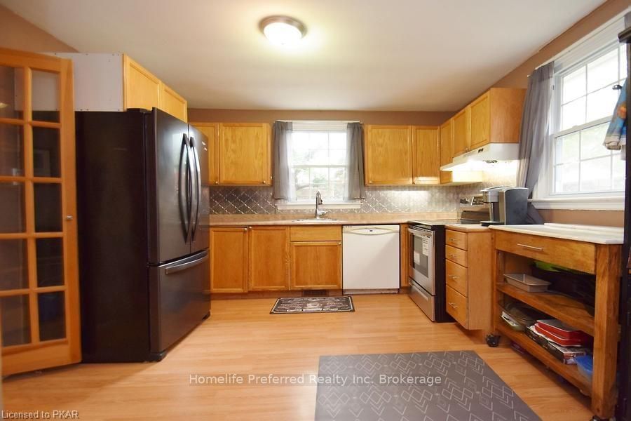 Listing Image 18