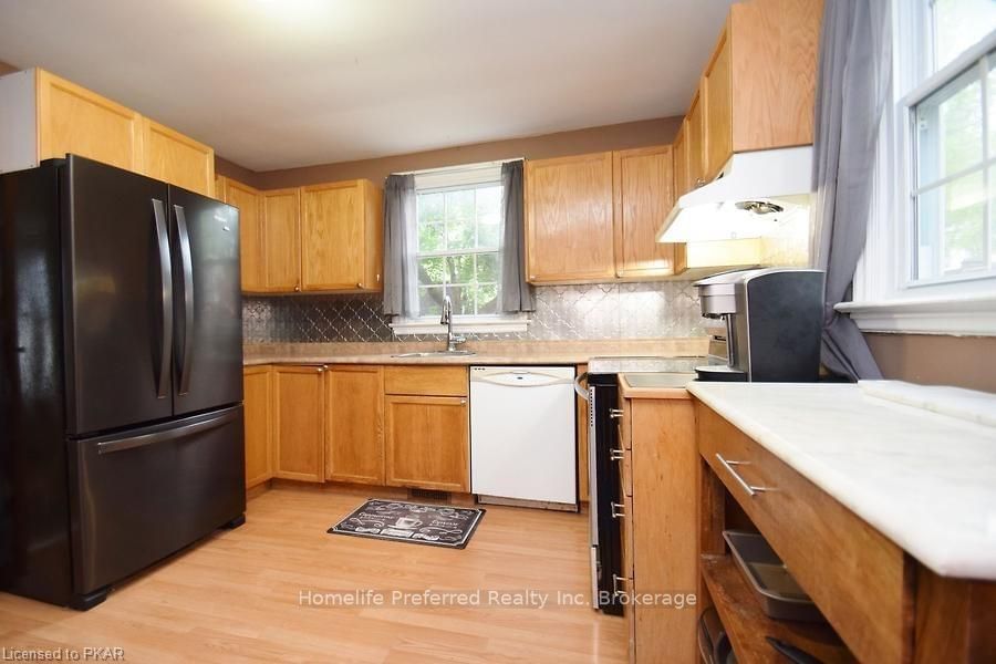 Listing Image 20