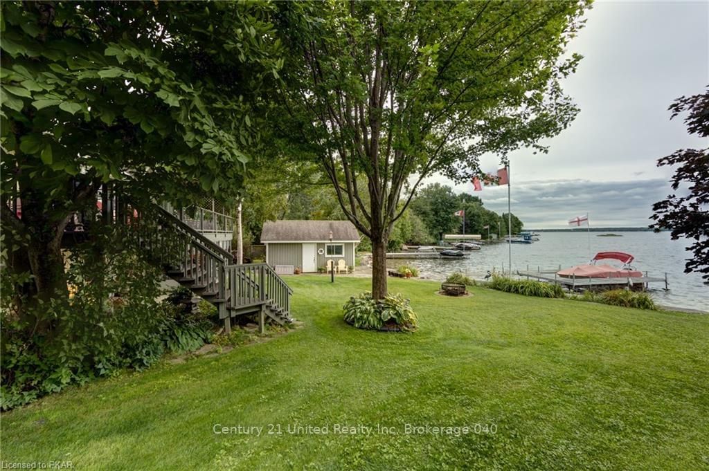 Listing Image 4