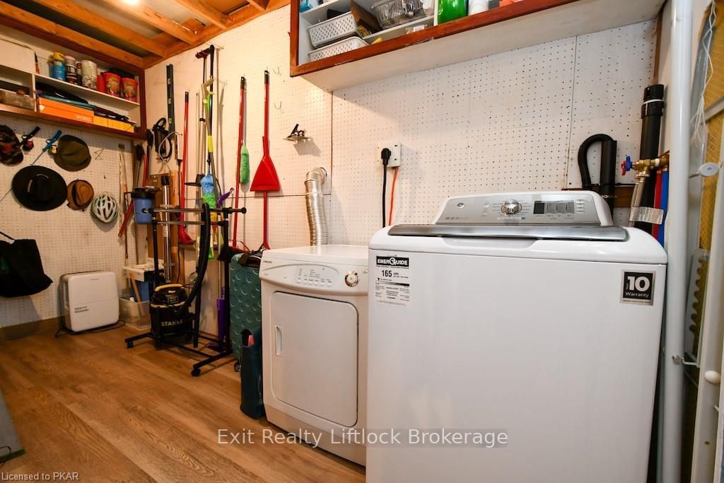 Listing Image 34