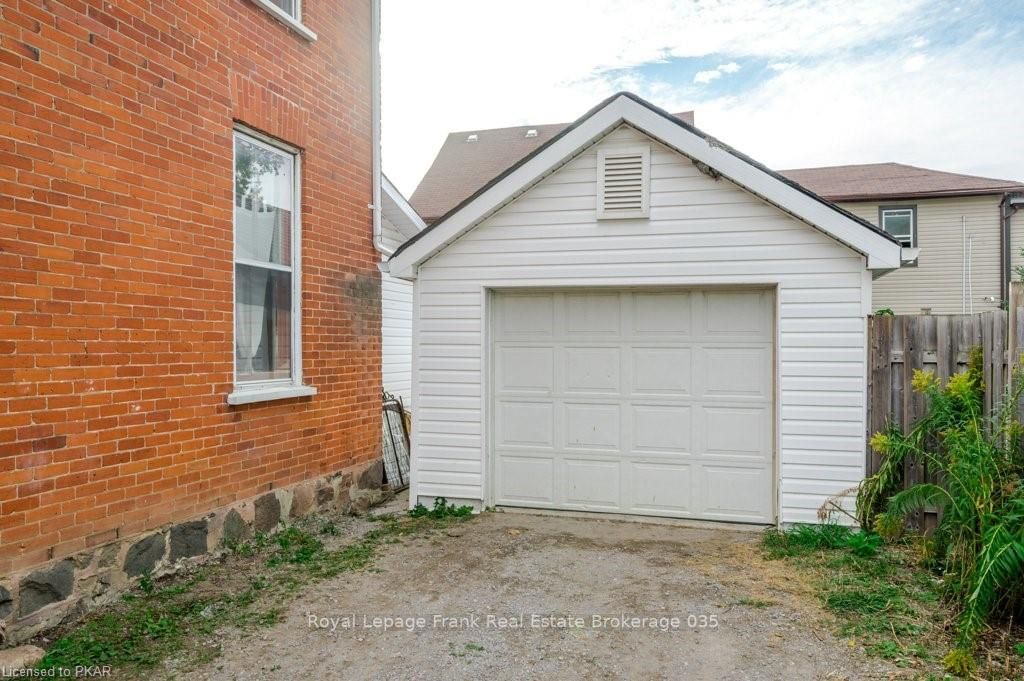 Listing Image 36