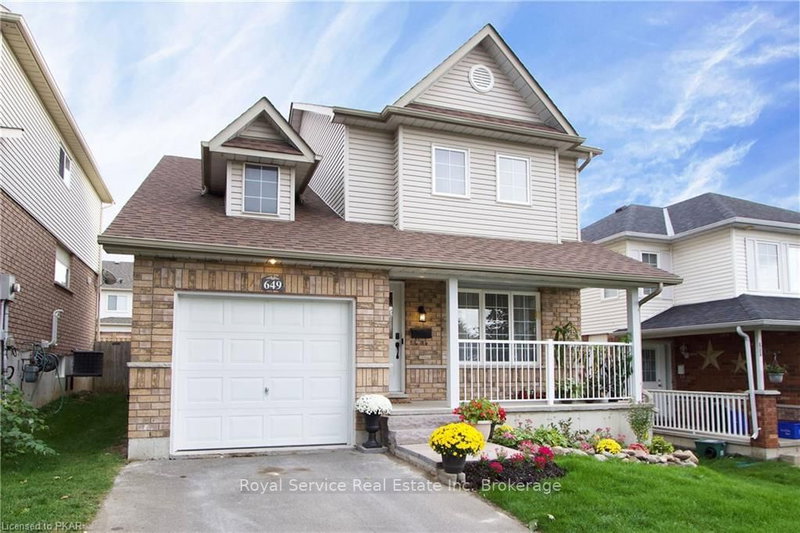 649 Trailview Dr, Peterborough, K9J 8P3 | Image 2