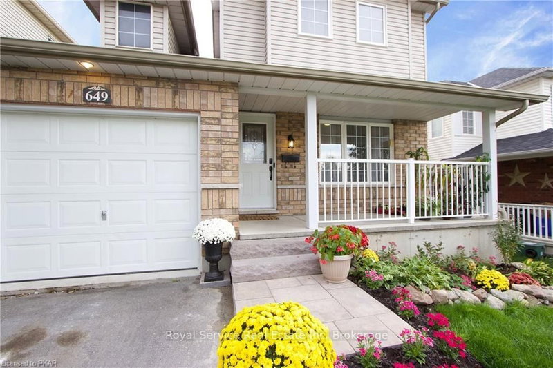 649 Trailview Dr, Peterborough, K9J 8P3 | Image 3