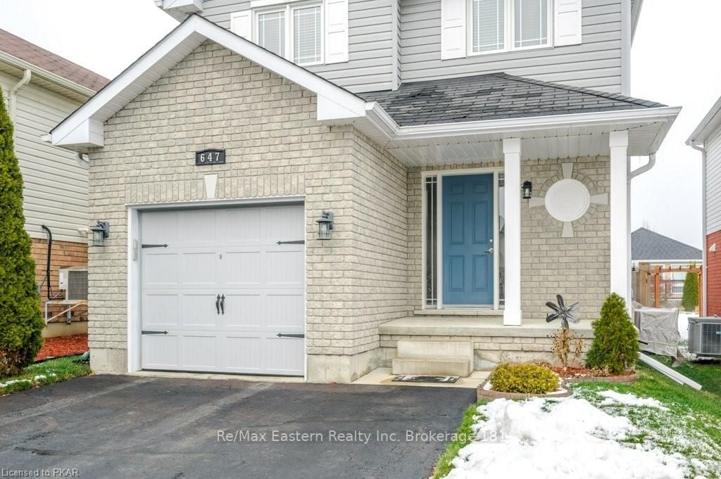 Listing Image 4