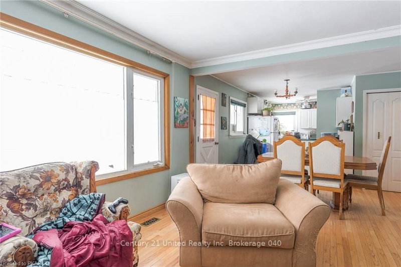 1338 Royal Dr, Peterborough, K9H 6R8 | Image 3