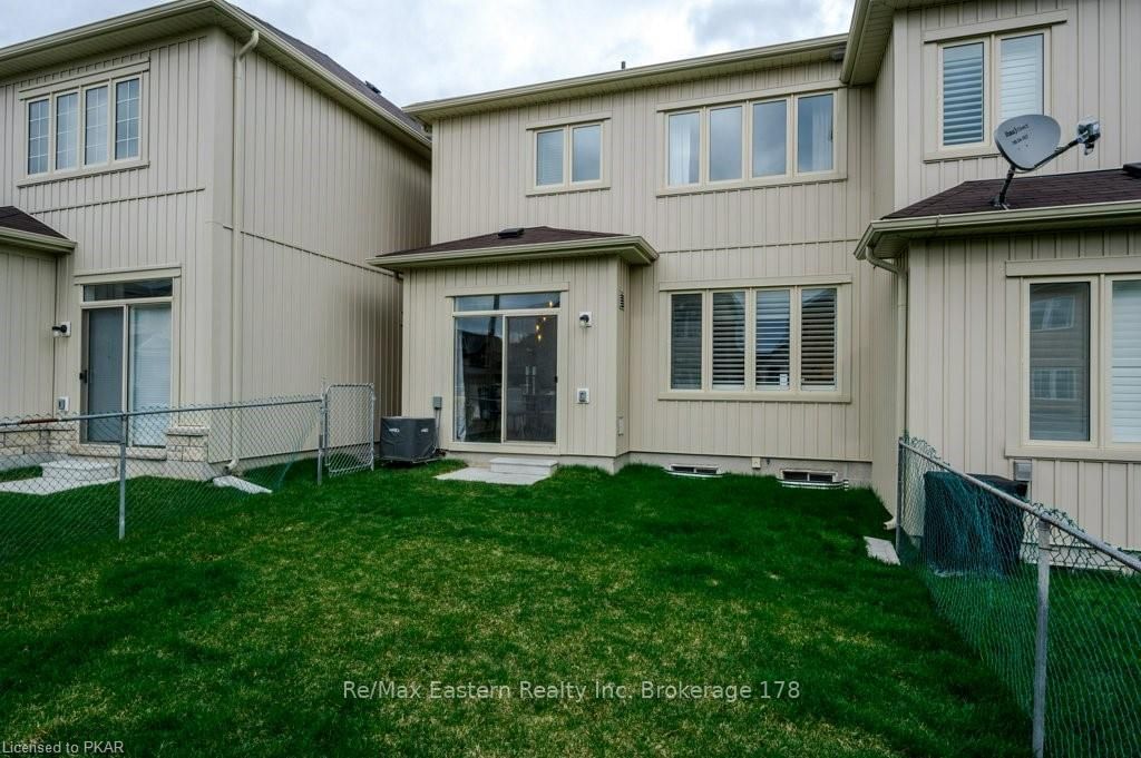 Listing Image 40