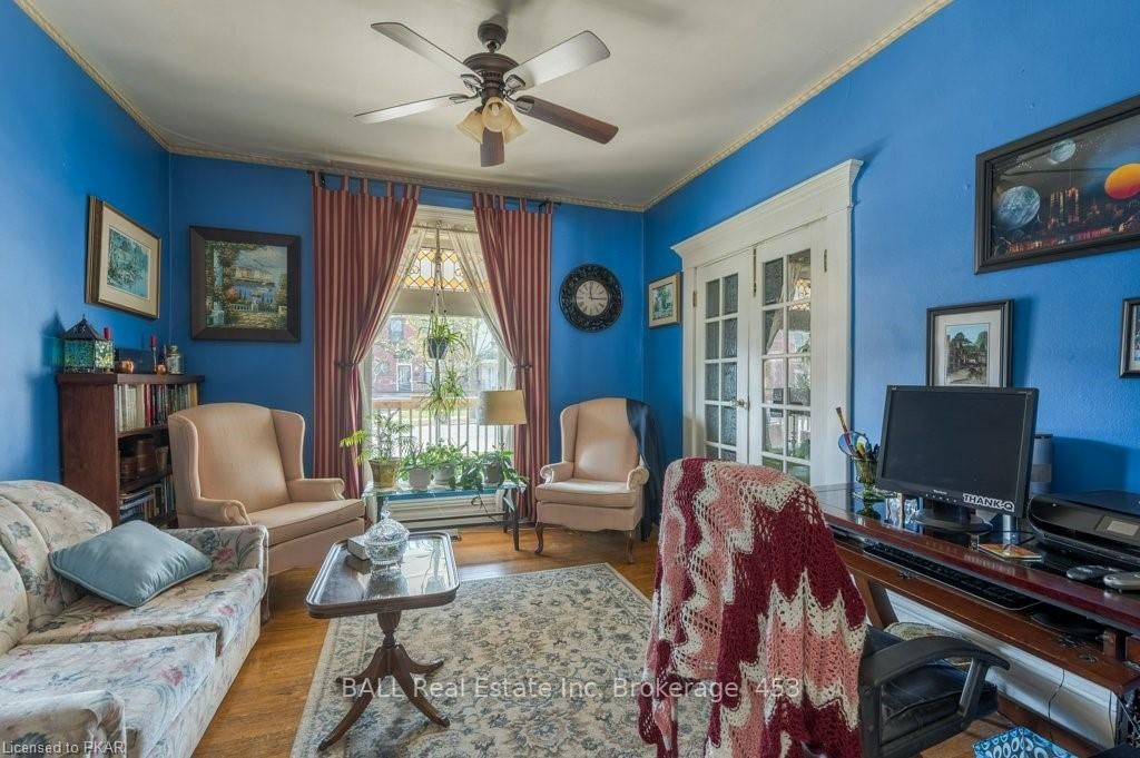 Listing Image 7