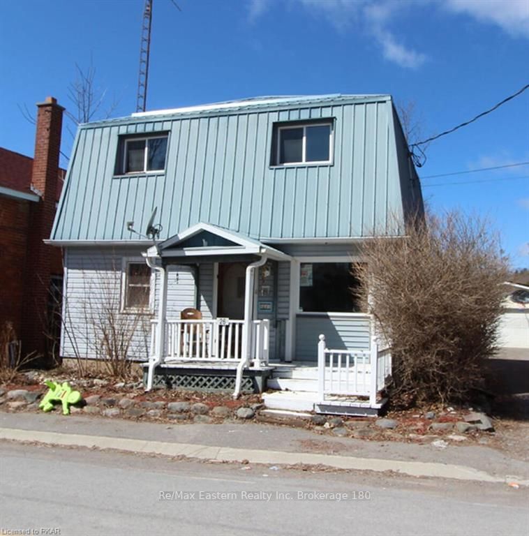 Listing Image 4