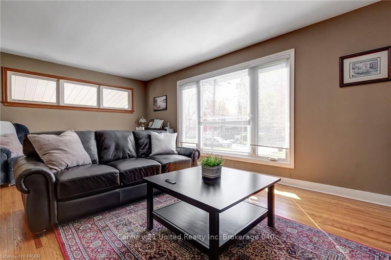 198 Shelbourne St, Peterborough, K9H 5K4 | Image 3