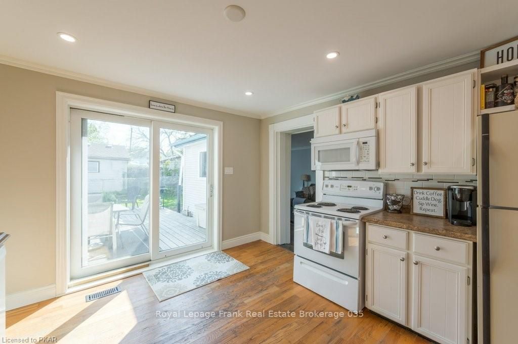 Listing Image 22