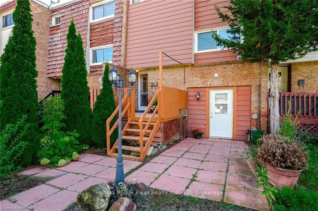 Listing Image 3