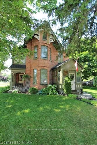 Listing Image 4