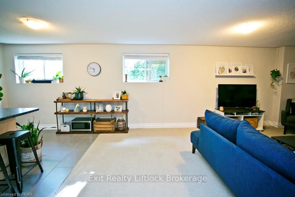 Listing Image 35