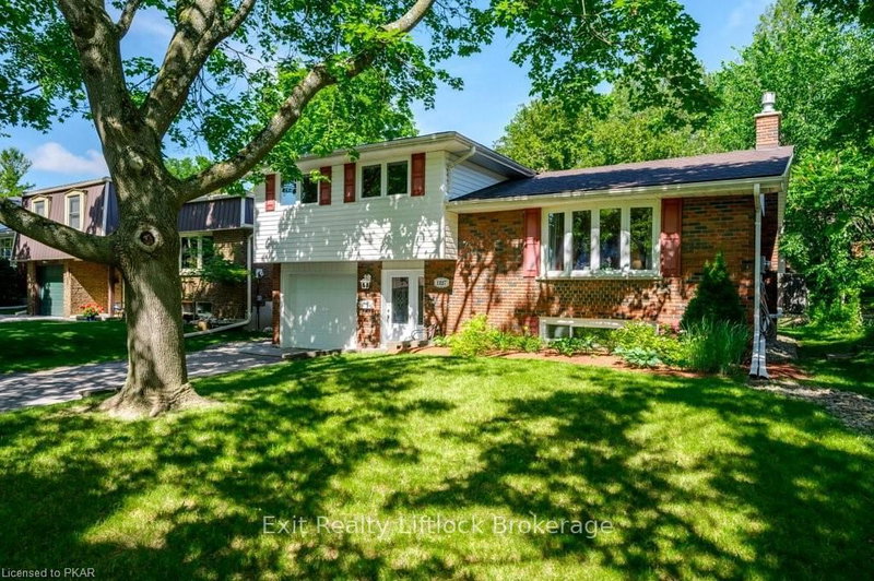 1227 Cartier Blvd, Peterborough, K9H 6S2 | Image 3