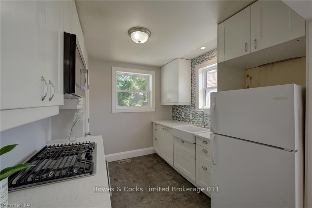 Listing Image 16