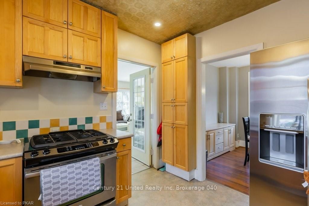 Listing Image 7