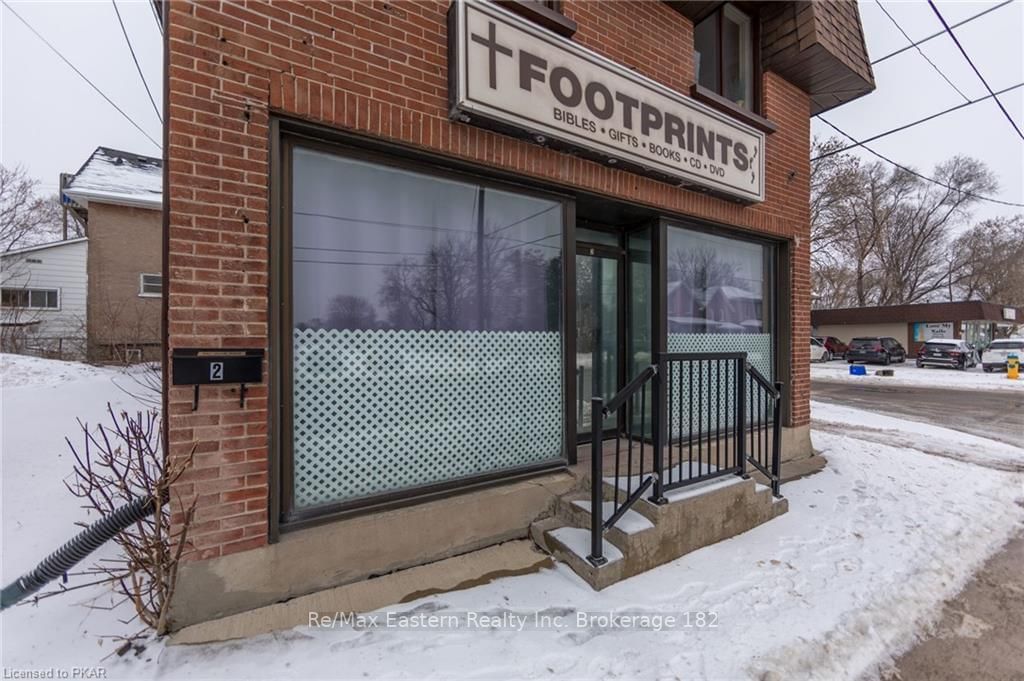 Listing Image 7