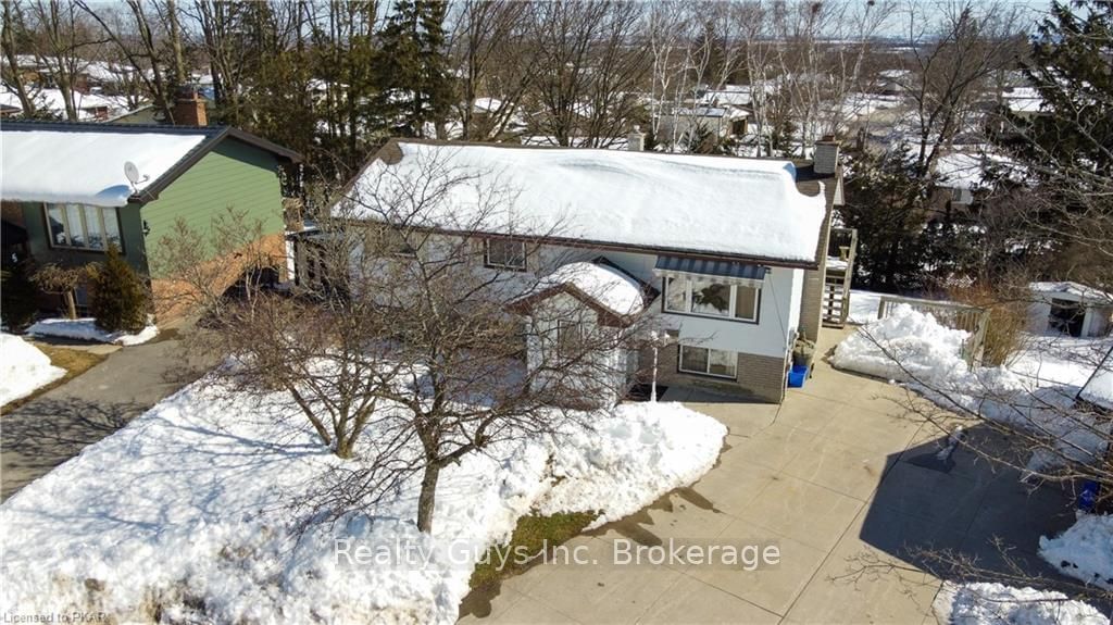 Listing Image 3