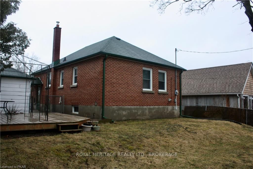 Listing Image 9