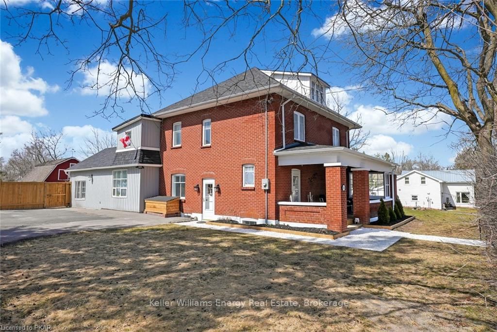 Listing Image 3