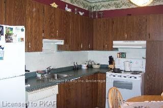 556 Douglas Ave, Peterborough, K9J 4L1 | Image 3