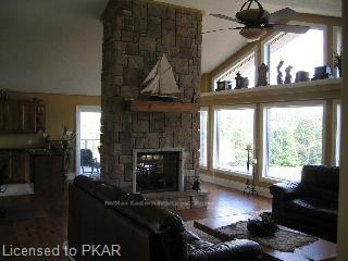 7 Maplehill Dr, Cavan Monaghan, K9J 6X4 | Image 2