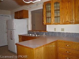 3 - 660 Whitaker St, Peterborough, K9H 7L5 | Image 3
