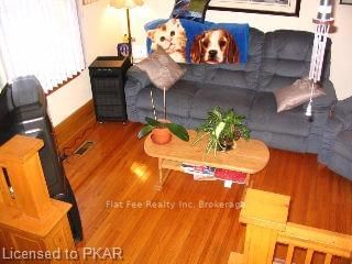 Listing Image 7