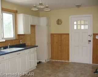 758 Bethune St, Peterborough, K9H 4A6 | Image 3