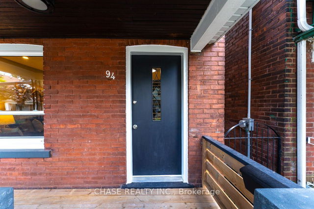 94 Case Street