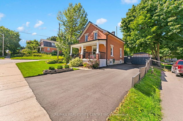 599 St. Andrew Street