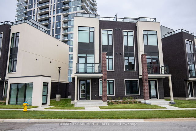 76 - 10 WINDWARD Drive