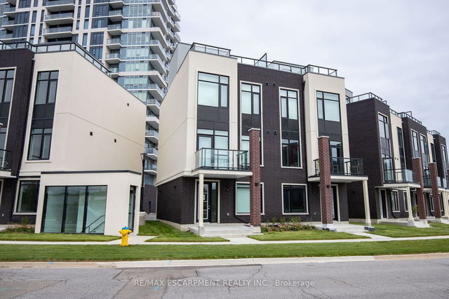 76 - 10 WINDWARD Drive
