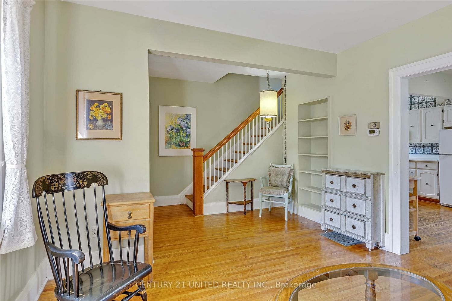 Listing Image 7