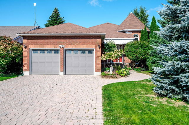 1423 Glenforest Crescent
