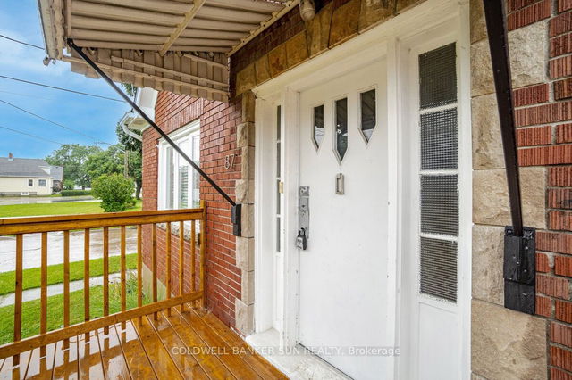 87 Currie Street