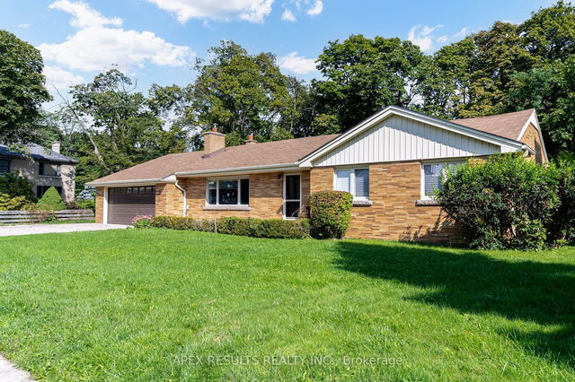 11 Wycliffe Avenue