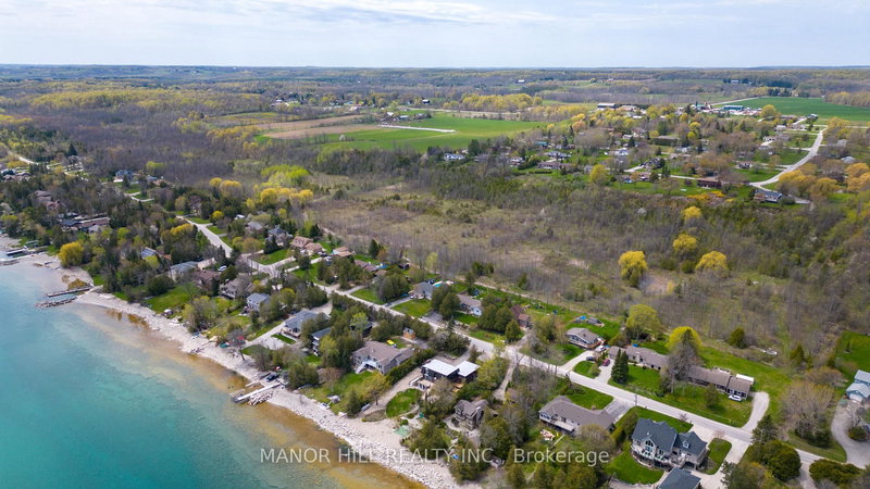 454 Balmy Beach Rd, Georgian Bluffs, N4K 5N4 | Image 3